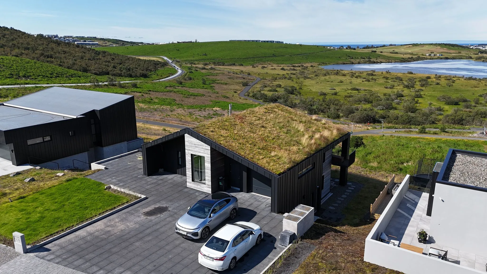 Kinnargata 24, Garðabær – CLT detached house, drone photo 1